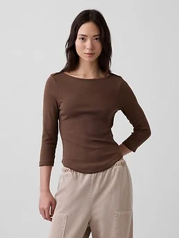 Modern Curved-Hem T-Shirt — reference image
